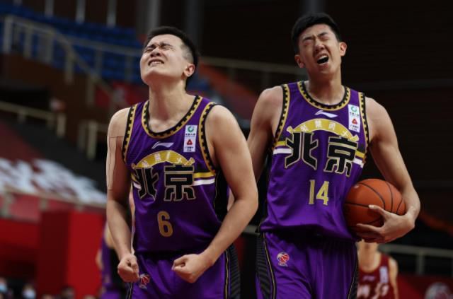 《怪奇物语5》发布动态角色海报 8 《小丑回魂》前传《欢迎来到德里镇》曝最终预告 9 谢尔比家族回归！